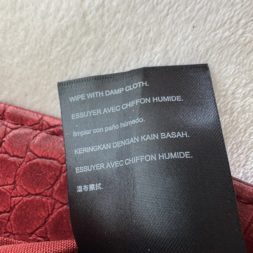 ‼️Sold‼️ Michelle Mini Saddle Red Croc-Embossed Chain Shoulder Bag-New With Tags - Picture 13 of 16